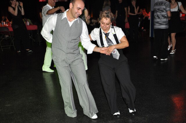 min 2008 11 08 fous swing 282